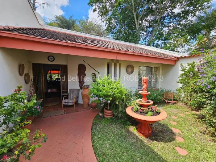 Townhouse/Cluster for Sale in Kambanji, Harare