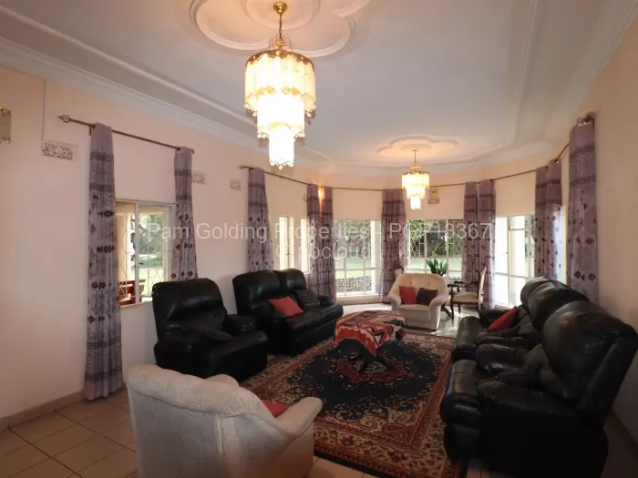 6 Bedroom House for Sale in Gunhill, Harare