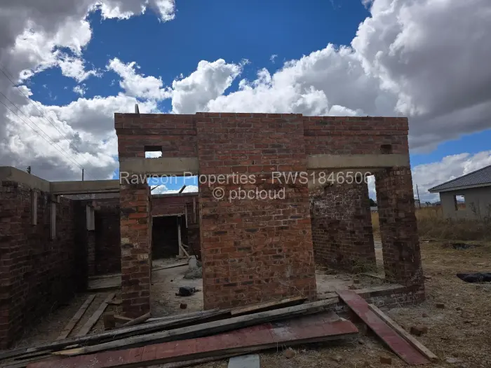 4 Bedroom House for Sale in Erasmus Park, Ruwa