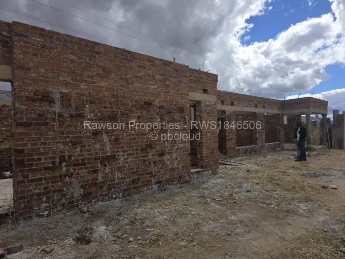 4 Bedroom House for Sale in Erasmus Park, Ruwa