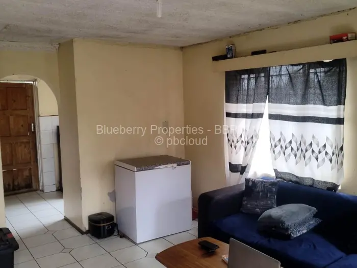 2 Bedroom House for Sale in Msasa Park, Harare