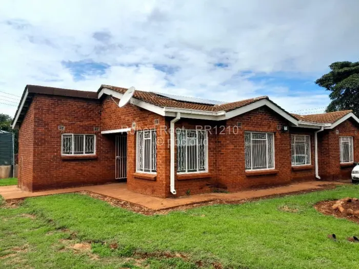 3 Bedroom House to Rent in Westgate, Harare
