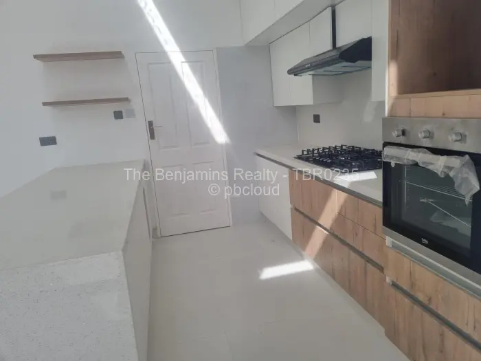 Townhouse/Cluster to Rent in Mount Pleasant