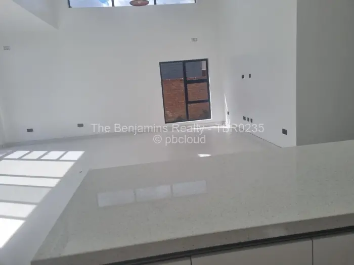 Townhouse/Cluster to Rent in Mount Pleasant