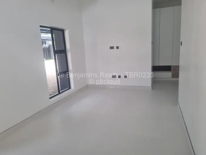 Townhouse/Cluster to Rent in Mount Pleasant