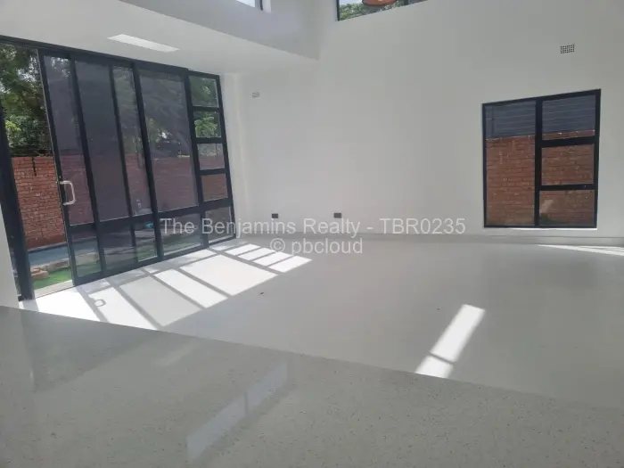 Townhouse/Cluster to Rent in Mount Pleasant