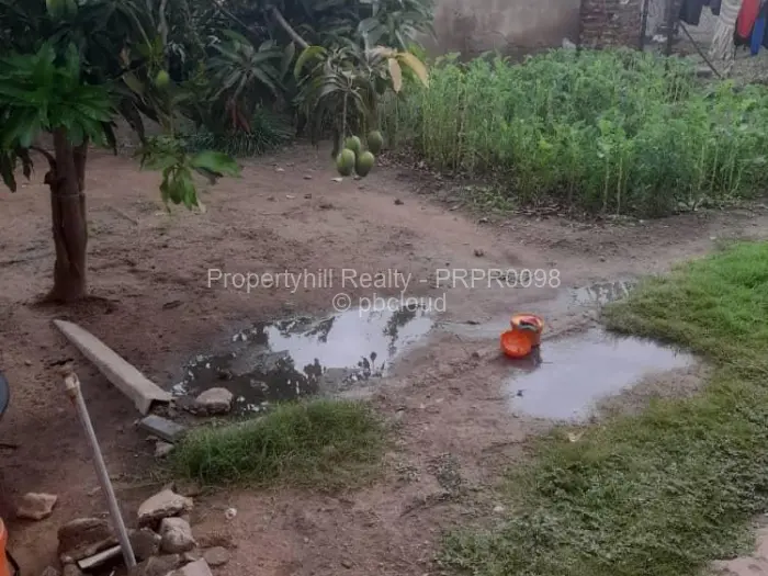 2 Bedroom House for Sale in Chitungwiza, Chitungwiza