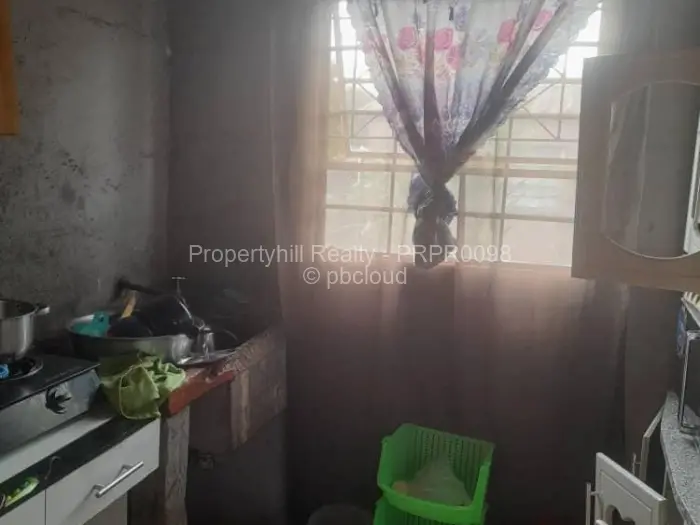 2 Bedroom House for Sale in Chitungwiza, Chitungwiza