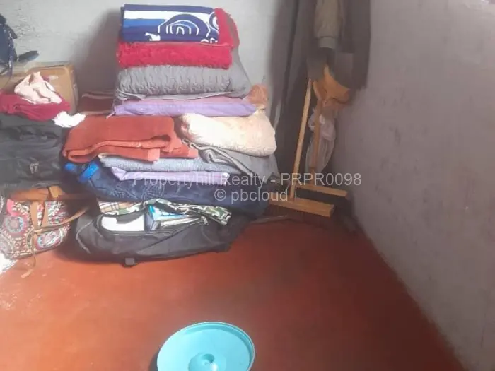 2 Bedroom House for Sale in Chitungwiza, Chitungwiza