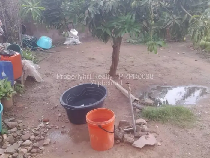 2 Bedroom House for Sale in Chitungwiza, Chitungwiza