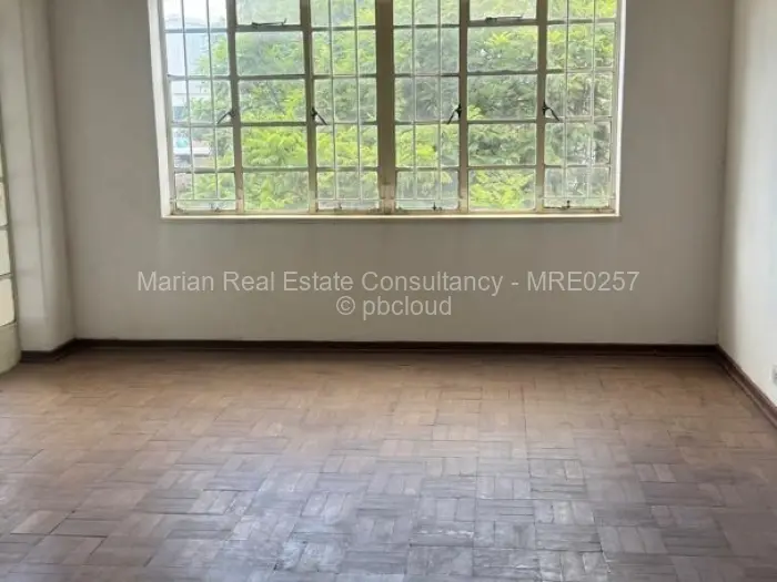 Flat/Apartment to Rent in Bulawayo City Centre, Bulawayo