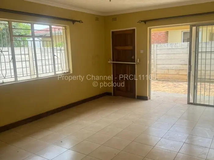 3 Bedroom Cottage/Garden Flat to Rent in Borrowdale West, Harare