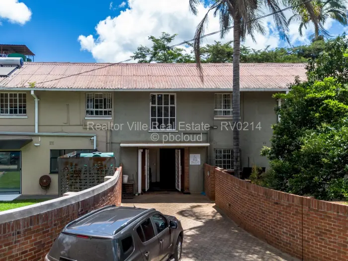Flat/Apartment for Sale in Borrowdale, Harare