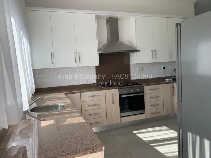 Townhouse/Cluster to Rent in Quinnington, Harare