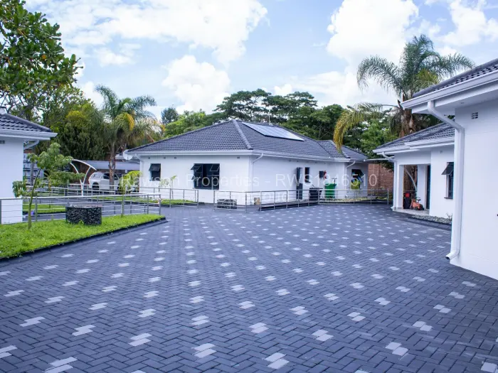 Townhouse/Cluster to Rent in Vainona