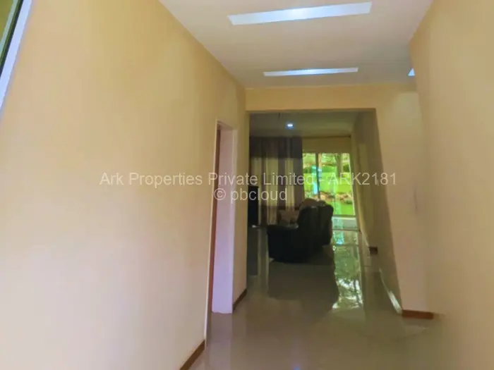 7 Bedroom House to Rent in Borrowdale Brooke, Harare
