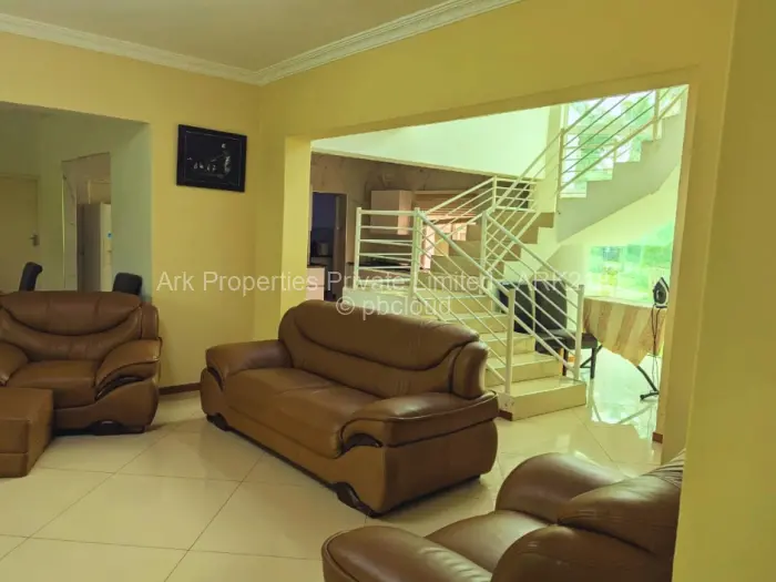 7 Bedroom House to Rent in Borrowdale Brooke, Harare