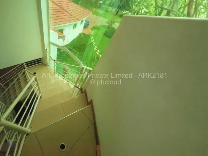 7 Bedroom House to Rent in Borrowdale Brooke, Harare