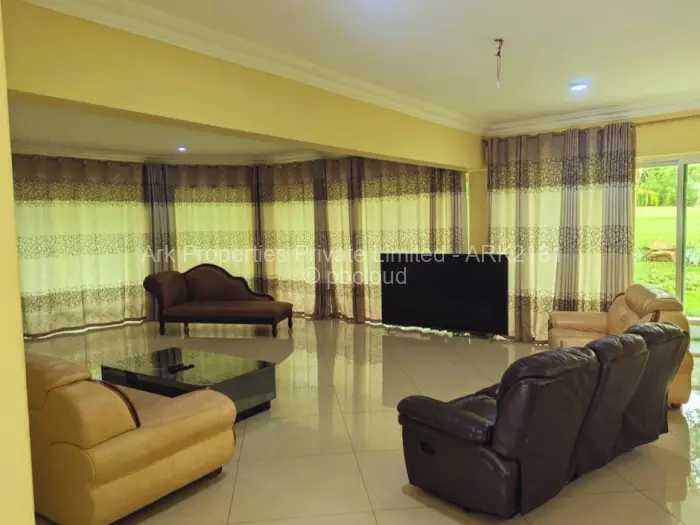 7 Bedroom House to Rent in Borrowdale Brooke, Harare