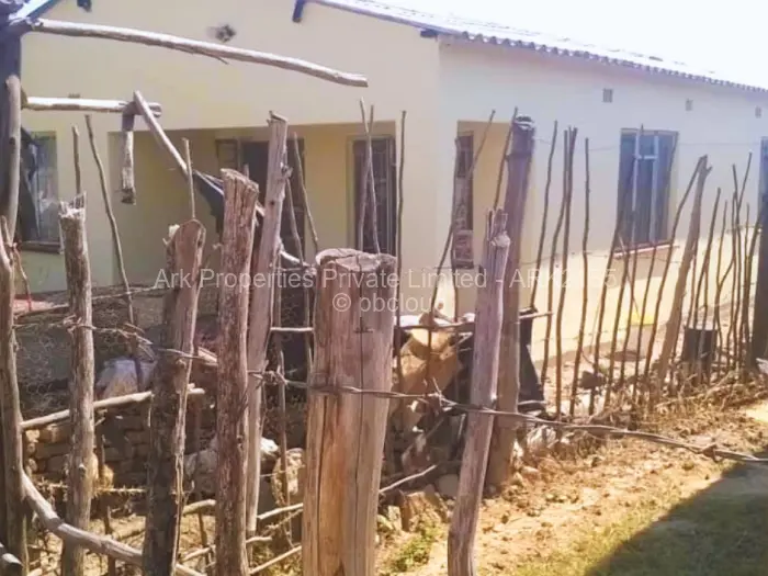 4 Bedroom House for Sale in Rusape, Rusape