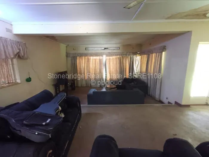 4 Bedroom House for Sale in Kadoma, Kadoma