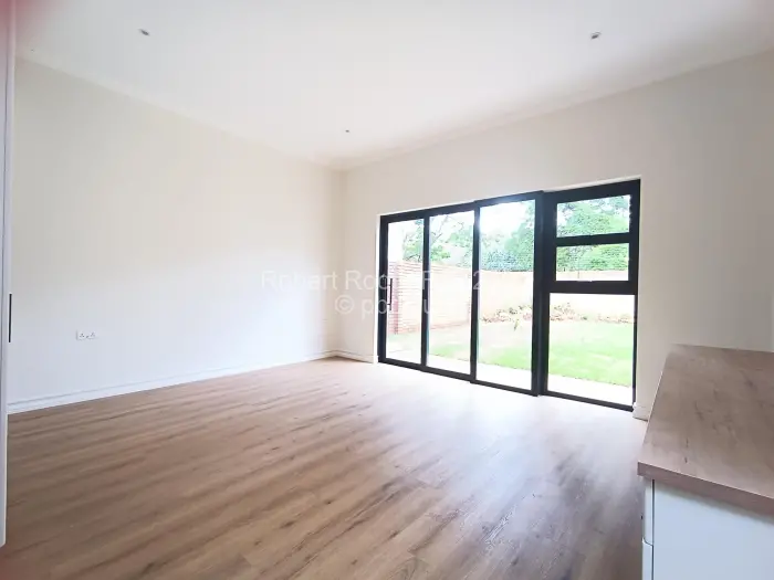 Townhouse/Cluster to Rent in Borrowdale, Harare