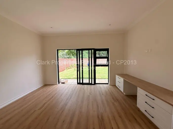 Townhouse/Cluster to Rent in Vainona, Harare