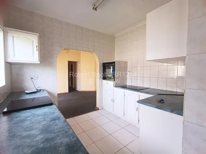 Townhouse/Cluster to Rent in Avondale West, Harare