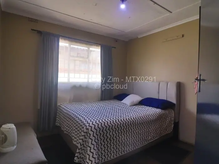 4 Bedroom House for Sale in Budiriro, Harare
