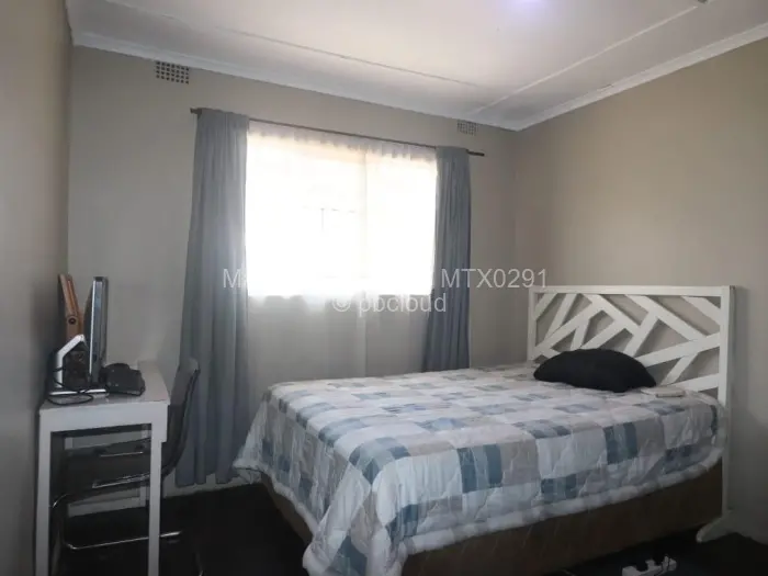 4 Bedroom House for Sale in Budiriro, Harare