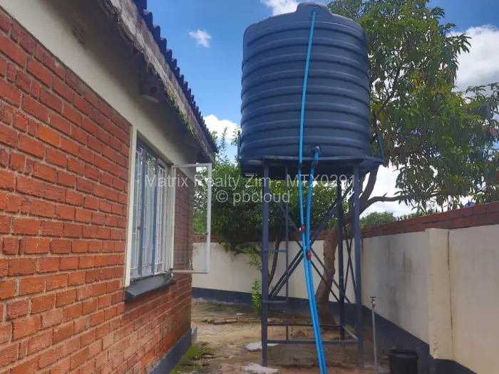 4 Bedroom House for Sale in Budiriro, Harare