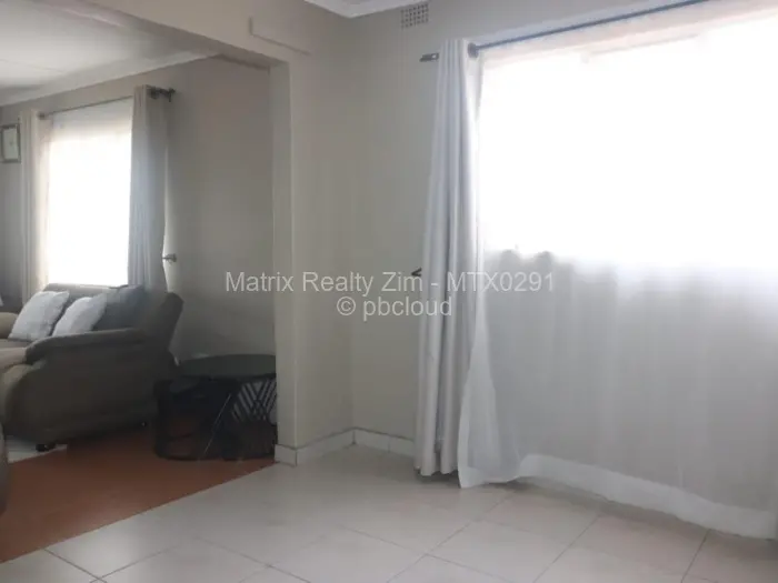 4 Bedroom House for Sale in Budiriro, Harare