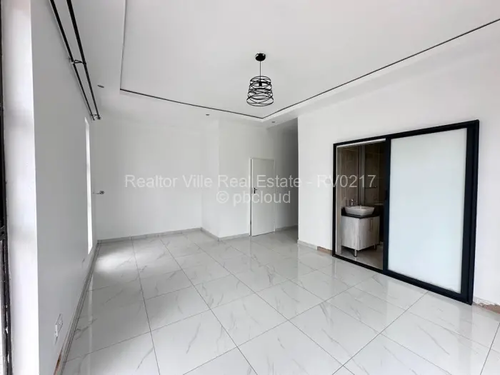 Flat/Apartment to Rent in The Grange, Harare