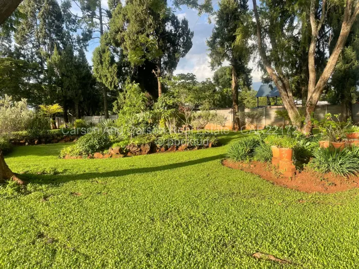 5 Bedroom House for Sale in Chisipite, Harare