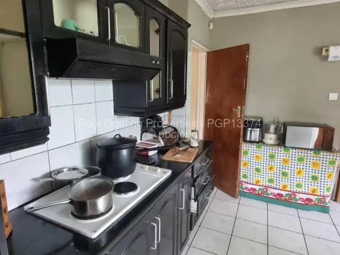 5 Bedroom House for Sale in Marlborough, Harare