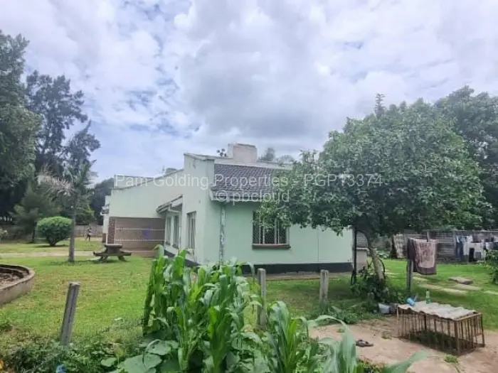 5 Bedroom House for Sale in Marlborough, Harare