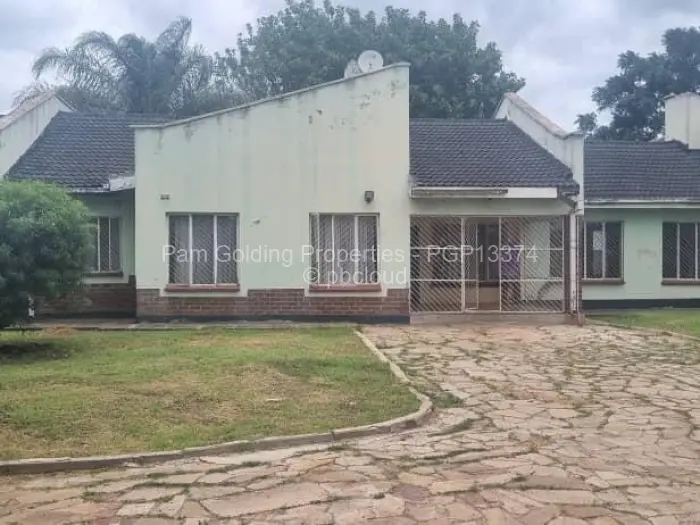 5 Bedroom House for Sale in Marlborough, Harare