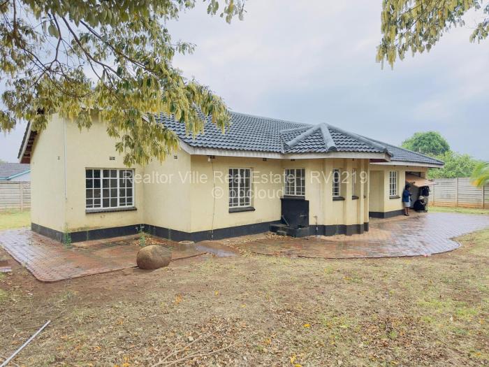 2 Bedroom House to Rent in Westgate, Harare
