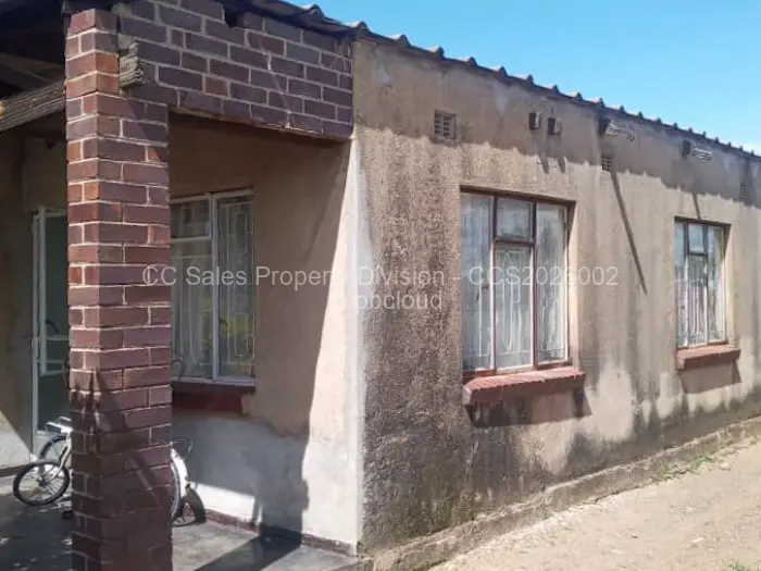 4 Bedroom House for Sale in Pumula, Bulawayo
