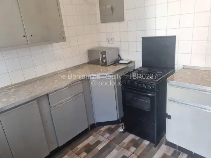 Flat/Apartment to Rent in Avondale