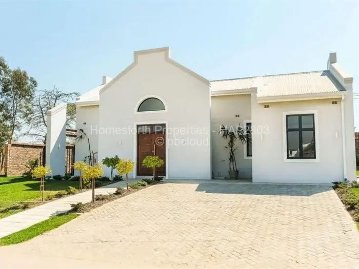 Townhouse/Cluster for Sale in Arlington, Harare