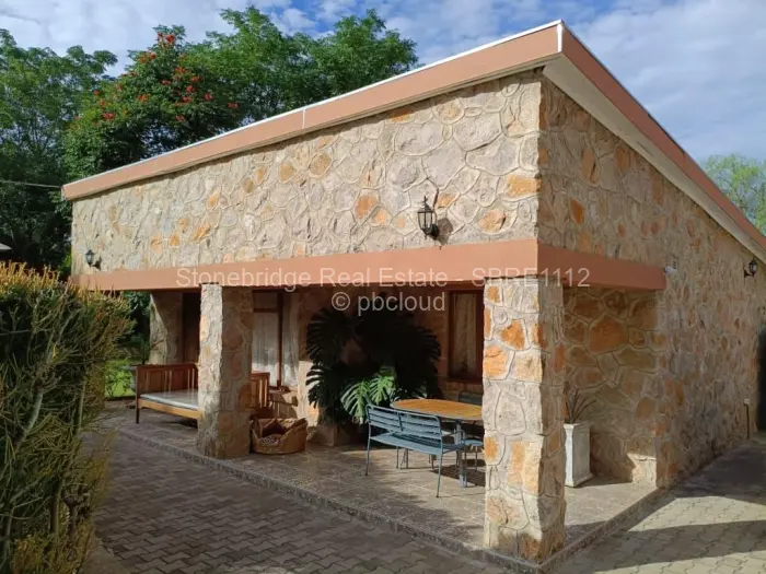 2 Bedroom Cottage/Garden Flat to Rent in Burnside, Bulawayo