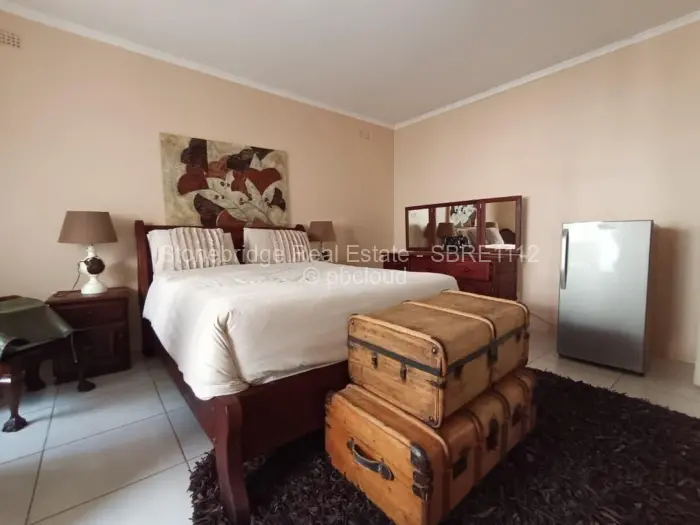2 Bedroom Cottage/Garden Flat to Rent in Burnside, Bulawayo