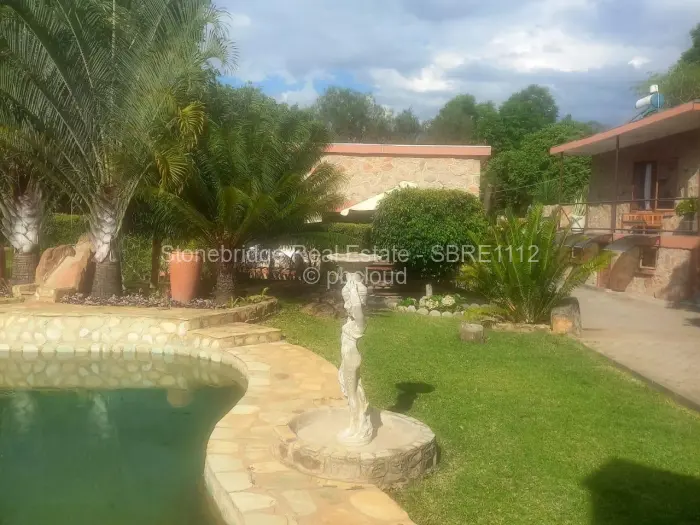 2 Bedroom Cottage/Garden Flat to Rent in Burnside, Bulawayo