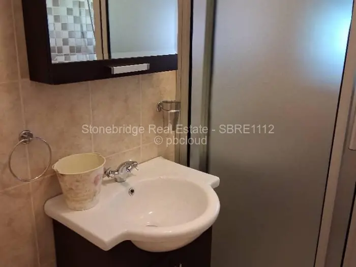 2 Bedroom Cottage/Garden Flat to Rent in Burnside, Bulawayo