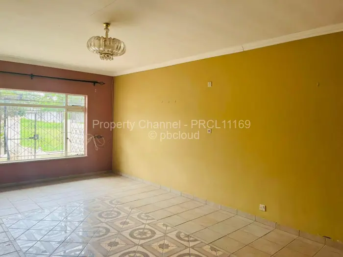 Flat/Apartment to Rent in Chadcombe