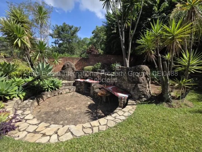 4 Bedroom House for Sale in Burnside, Bulawayo