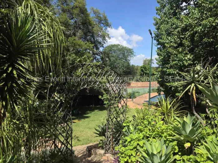 4 Bedroom House for Sale in Burnside, Bulawayo