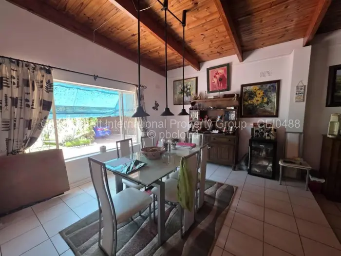 4 Bedroom House for Sale in Burnside, Bulawayo