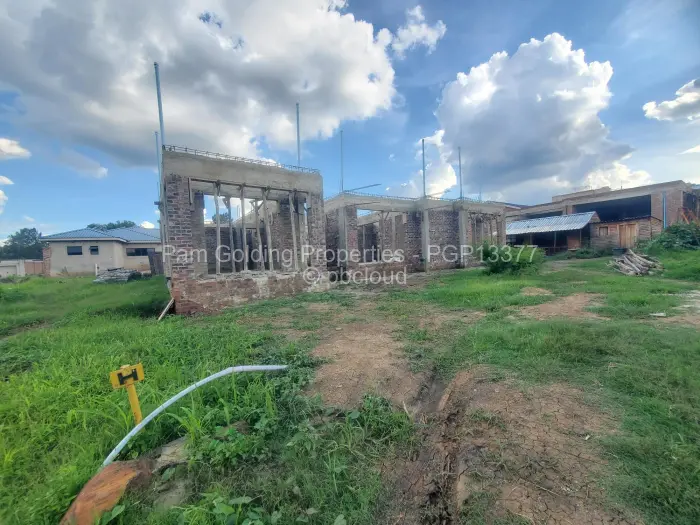 5 Bedroom House for Sale in Quinnington, Harare